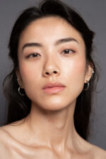 Tint & Glow Bare Canvas - Image 2