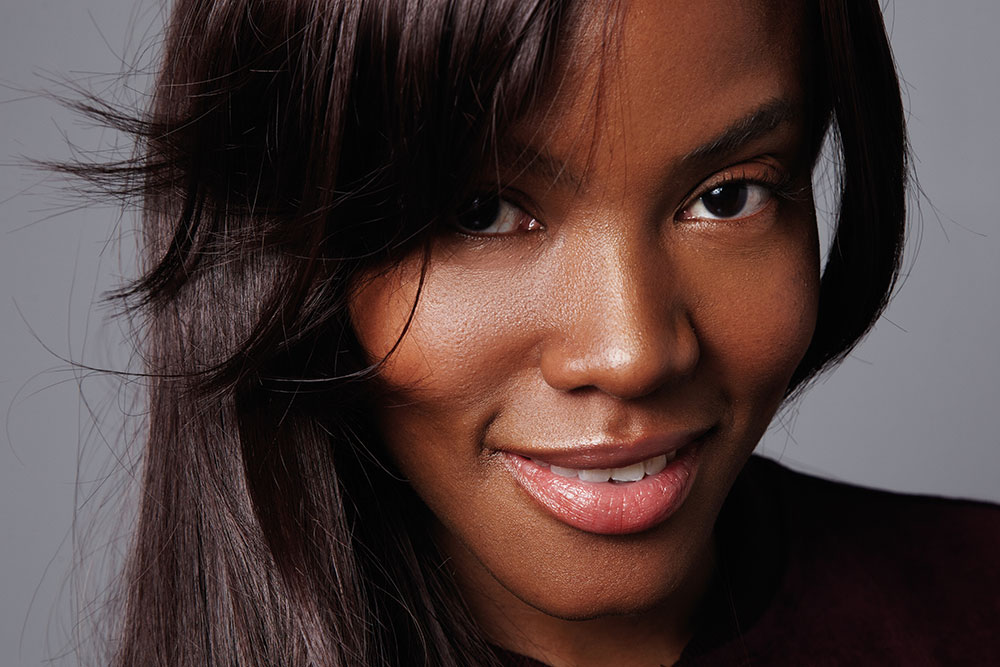 clean girl makeup for dark skin